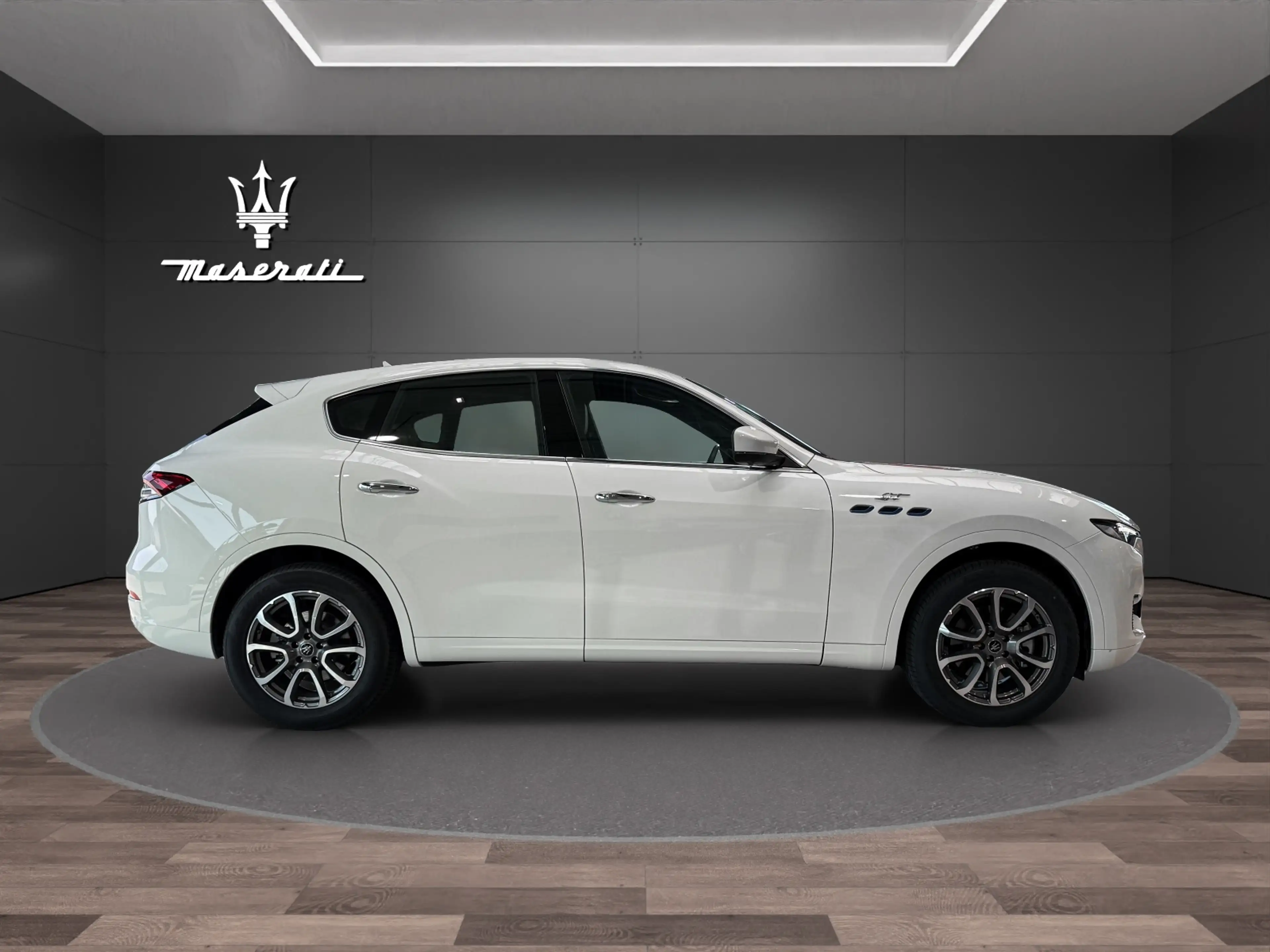 Maserati Levante GT *MY22* — photo 8