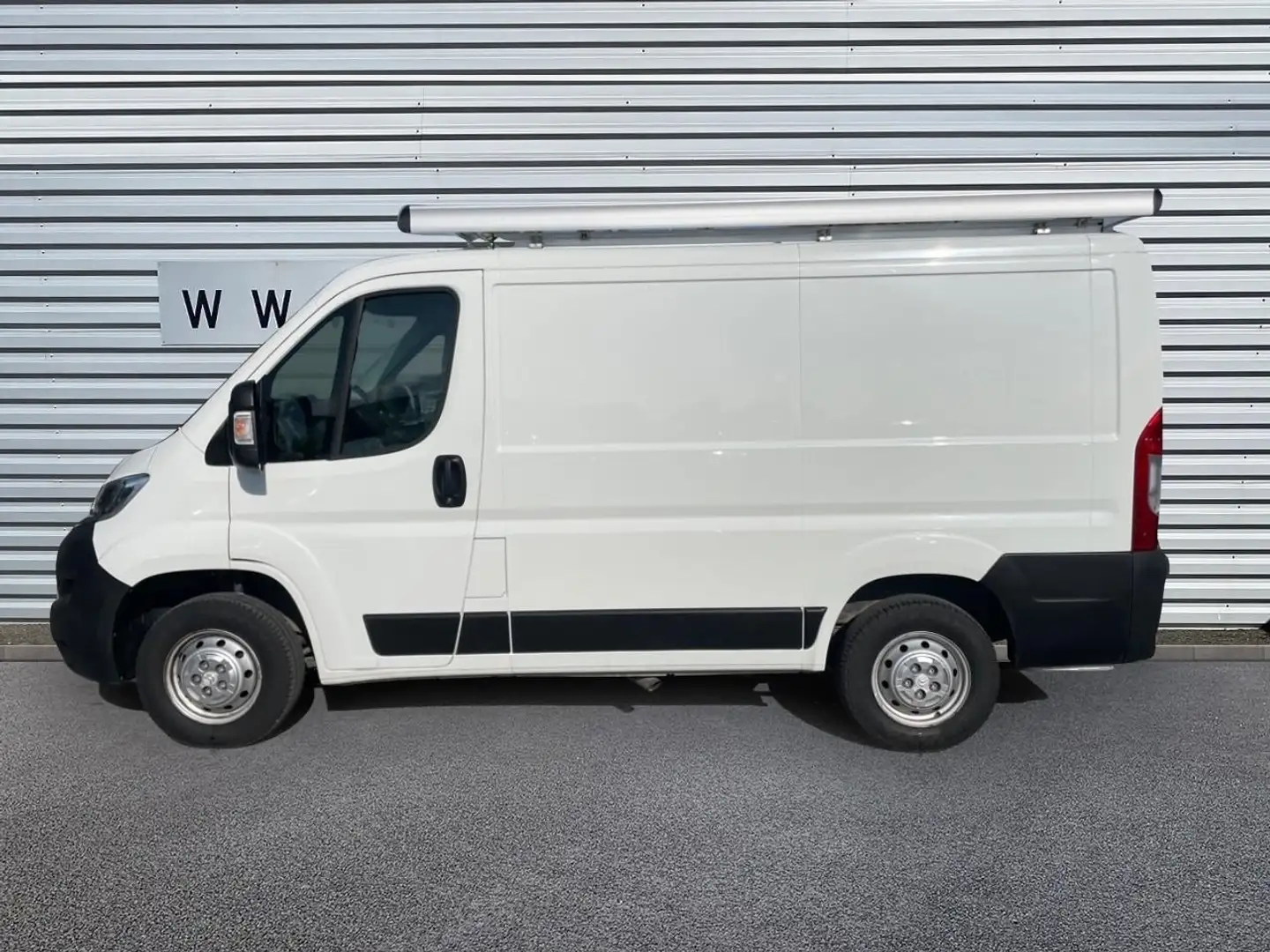 Citroen Jumper L1H1 2.0 BlueHDI 16V 130  III BUSINESS 30 L1H1 PHASE 2 Blanc - 2