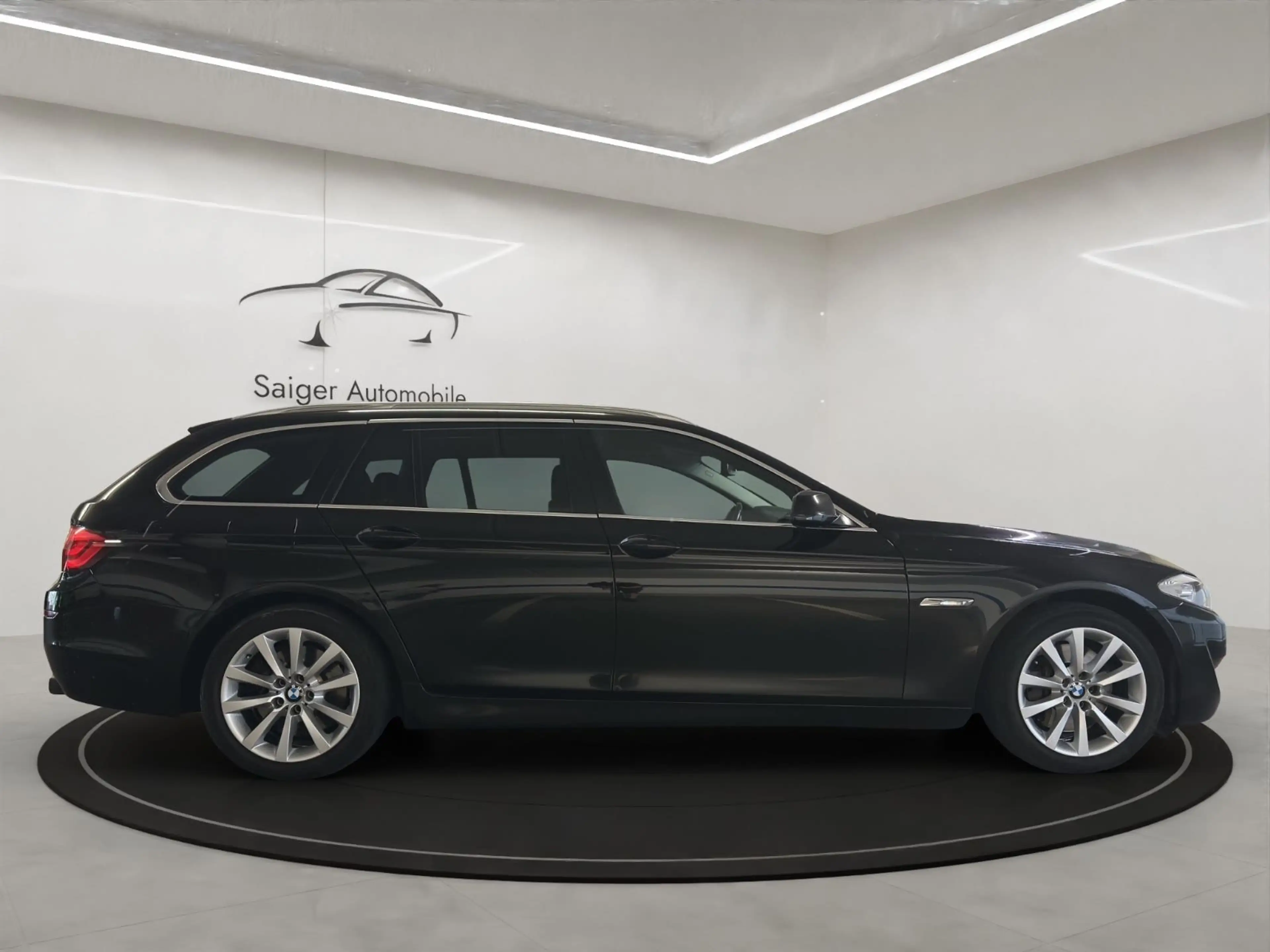 BMW 535 Touring Autom/Shz/Tmp/Carplay — photo 6