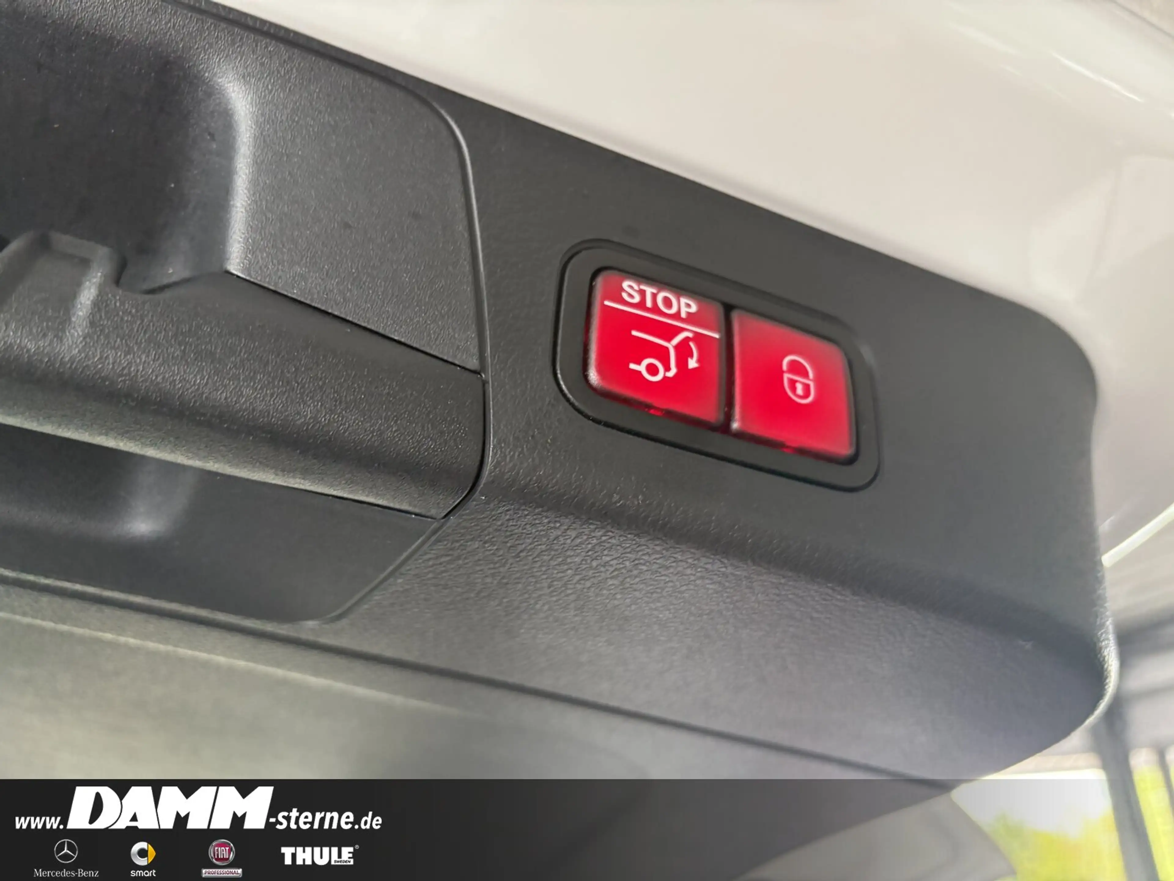 Mercedes-Benz EQB 300 EQB 300 4M Progr. Adv+/LED/Memory/60M GA + Flex — photo 15