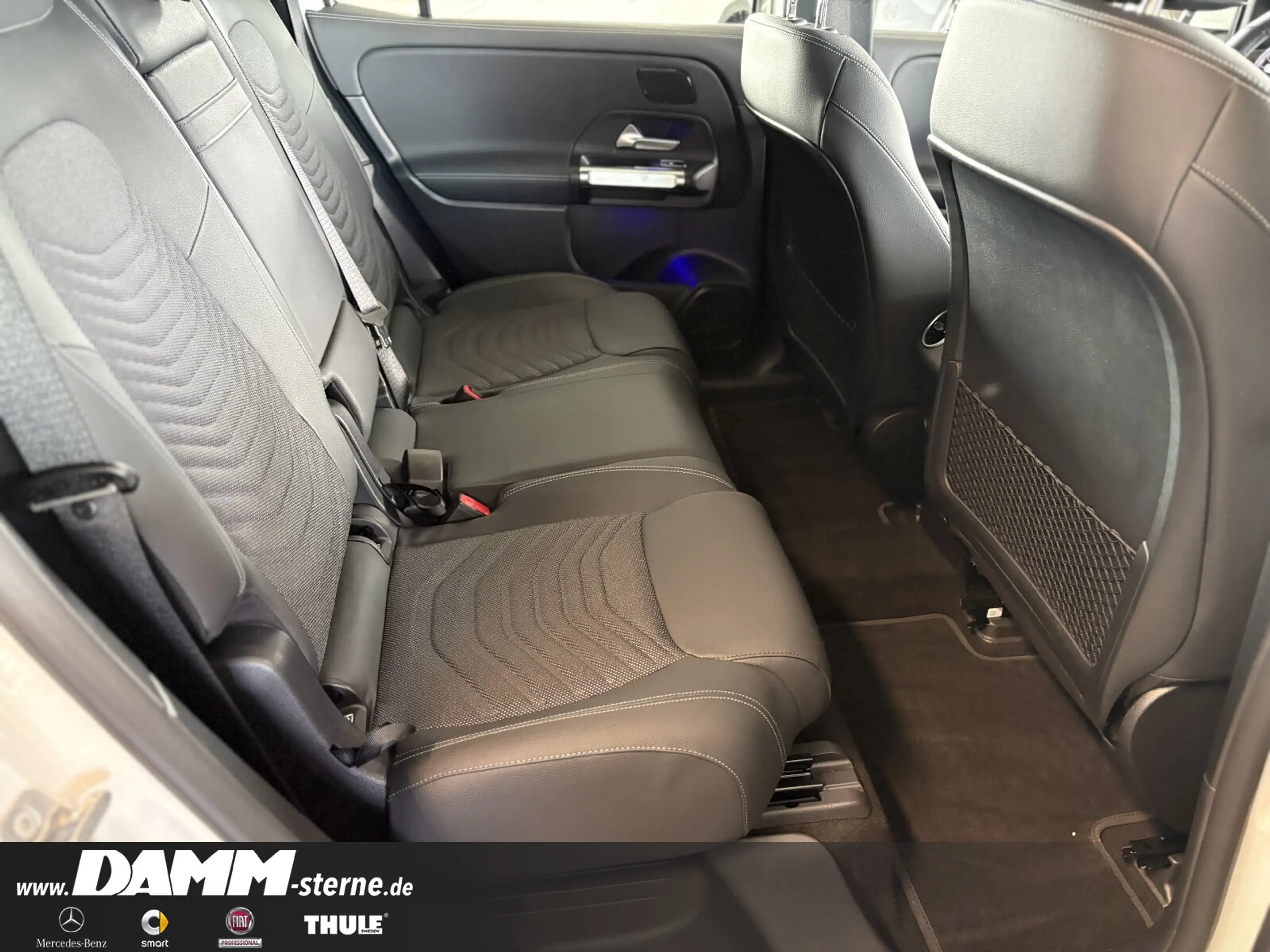 Mercedes-Benz EQB 300 EQB 300 4M Progr. Adv+/LED/Memory/60M GA + Flex — photo 10