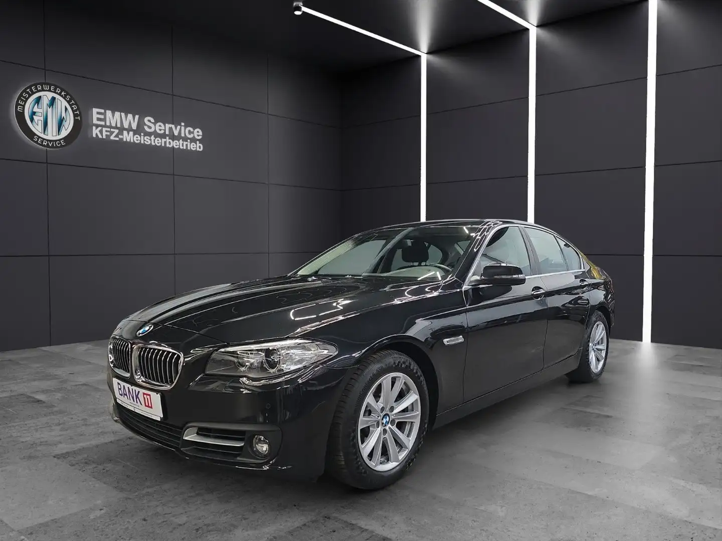 BMW 520 d F10  AHK HiFi Navi SHZ Start-Stop Xenon Schwarz - 1