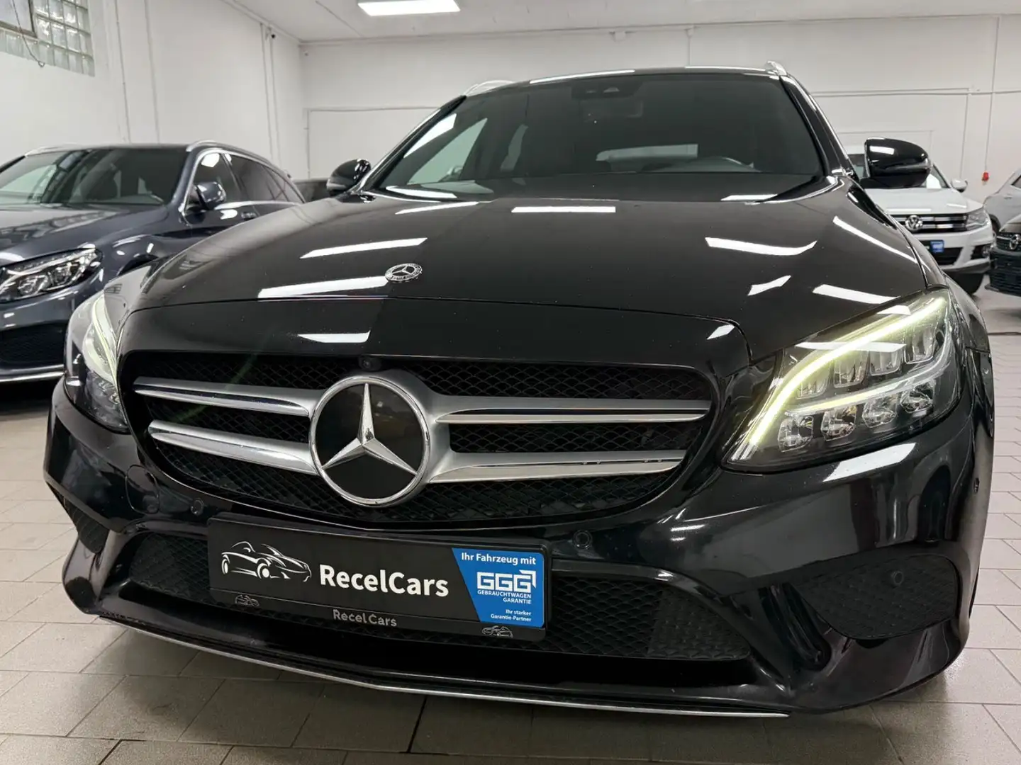 Mercedes-Benz C 220 T d*AVANTGARDE*AHK*LED*360°*BUSINESS PLUS* Noir - 1