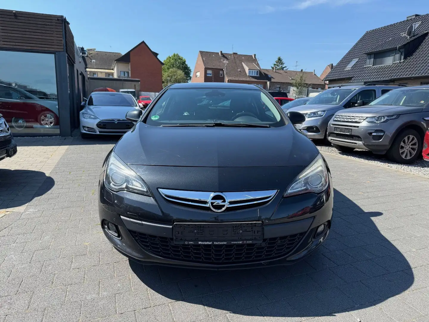 Opel Astra J GTC Innovation 1.6 TURBO - 2