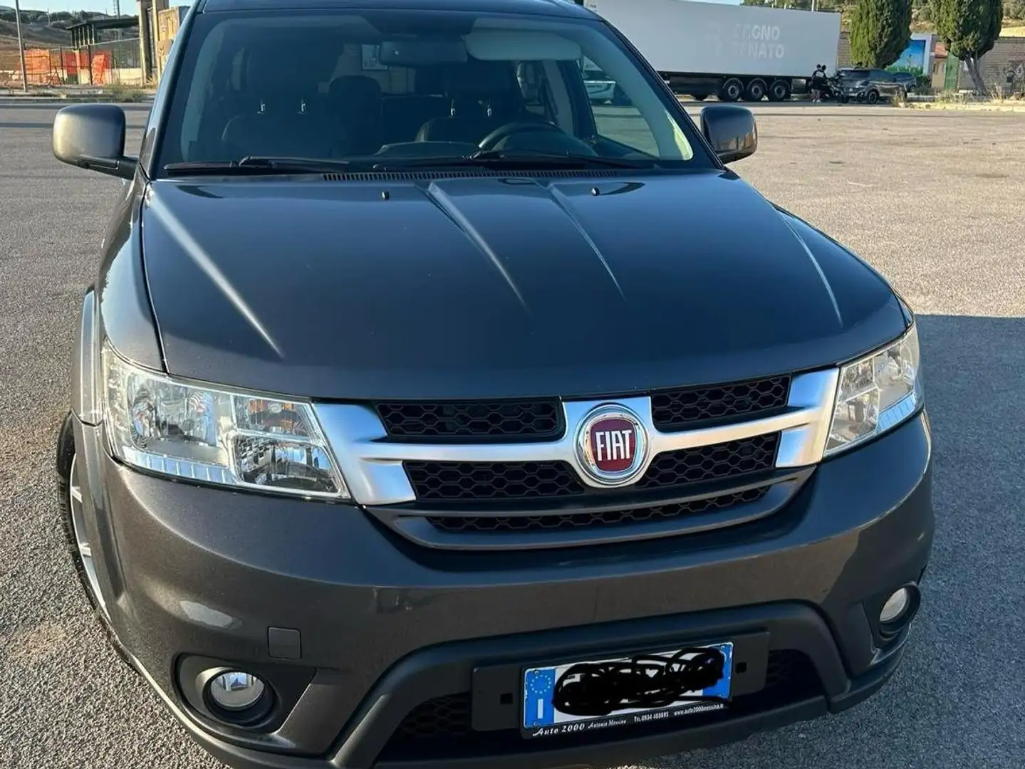 Fiat Freemont Freemont 2.0 mjt 16v Lounge 140cv E5+ Grigio - 1