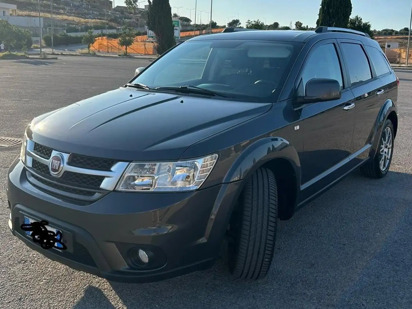 Fiat Freemont Freemont 2.0 mjt 16v Lounge 140cv E5+ Grigio - 2