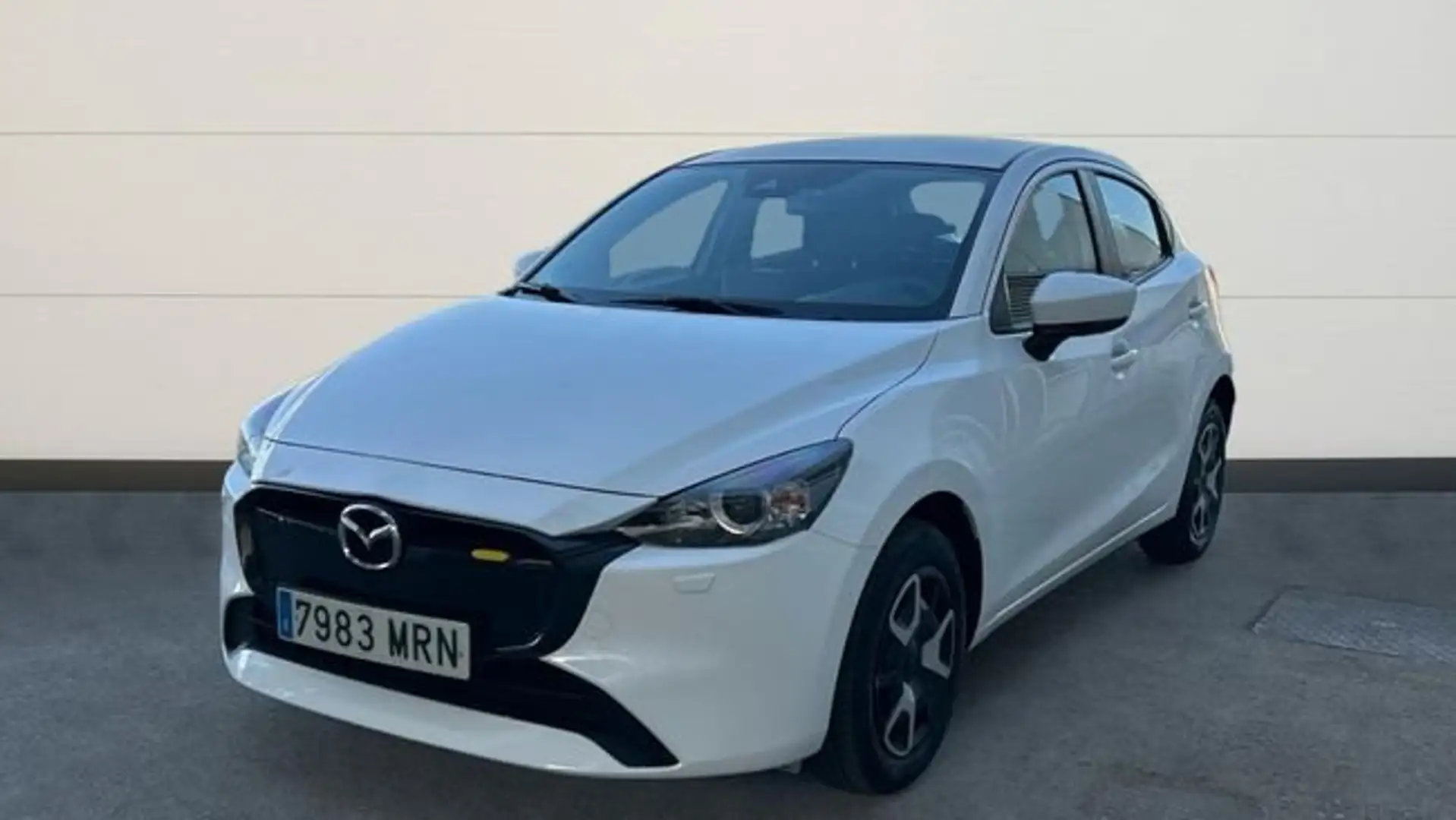 Mazda 2 1.5 E-SKYACTIV-G CENTER-LINE CONVENIENCE 90 5P Blanco - 2