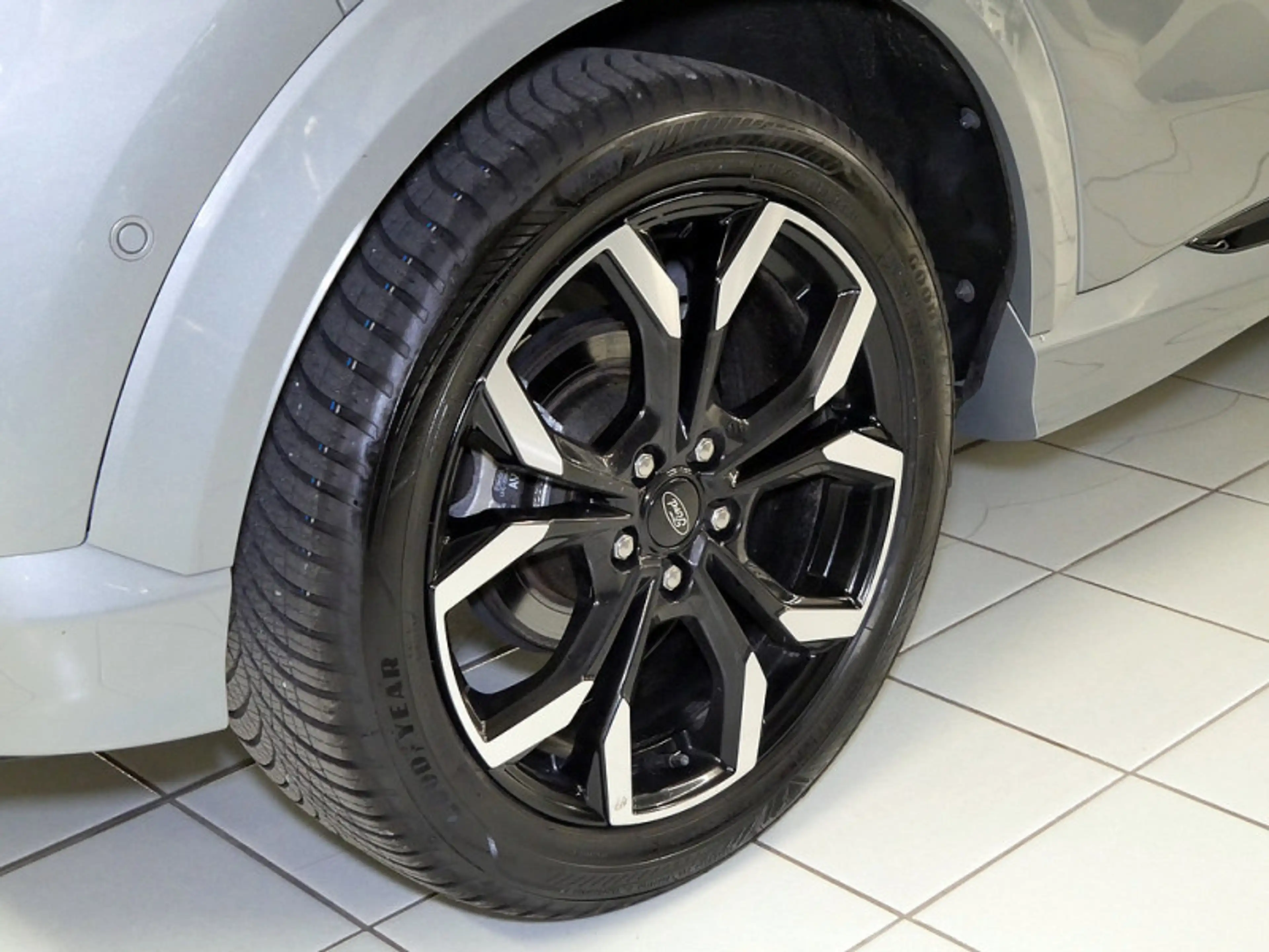 Ford Puma ST-Line X 1.0 EcoBoost Mild Hybrid   AHK — photo 8