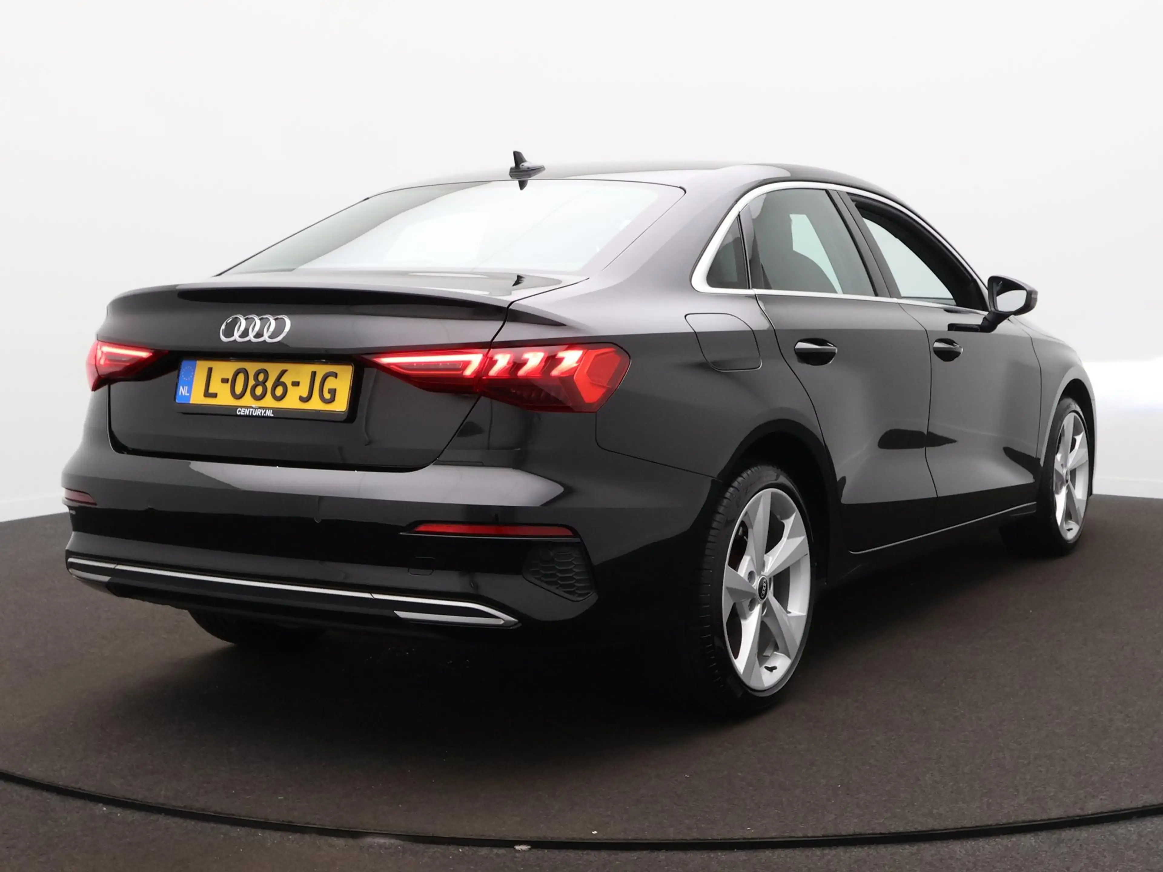 Audi A3 Limousine 30 TFSI Business edition | Virtual | Cru — photo 6