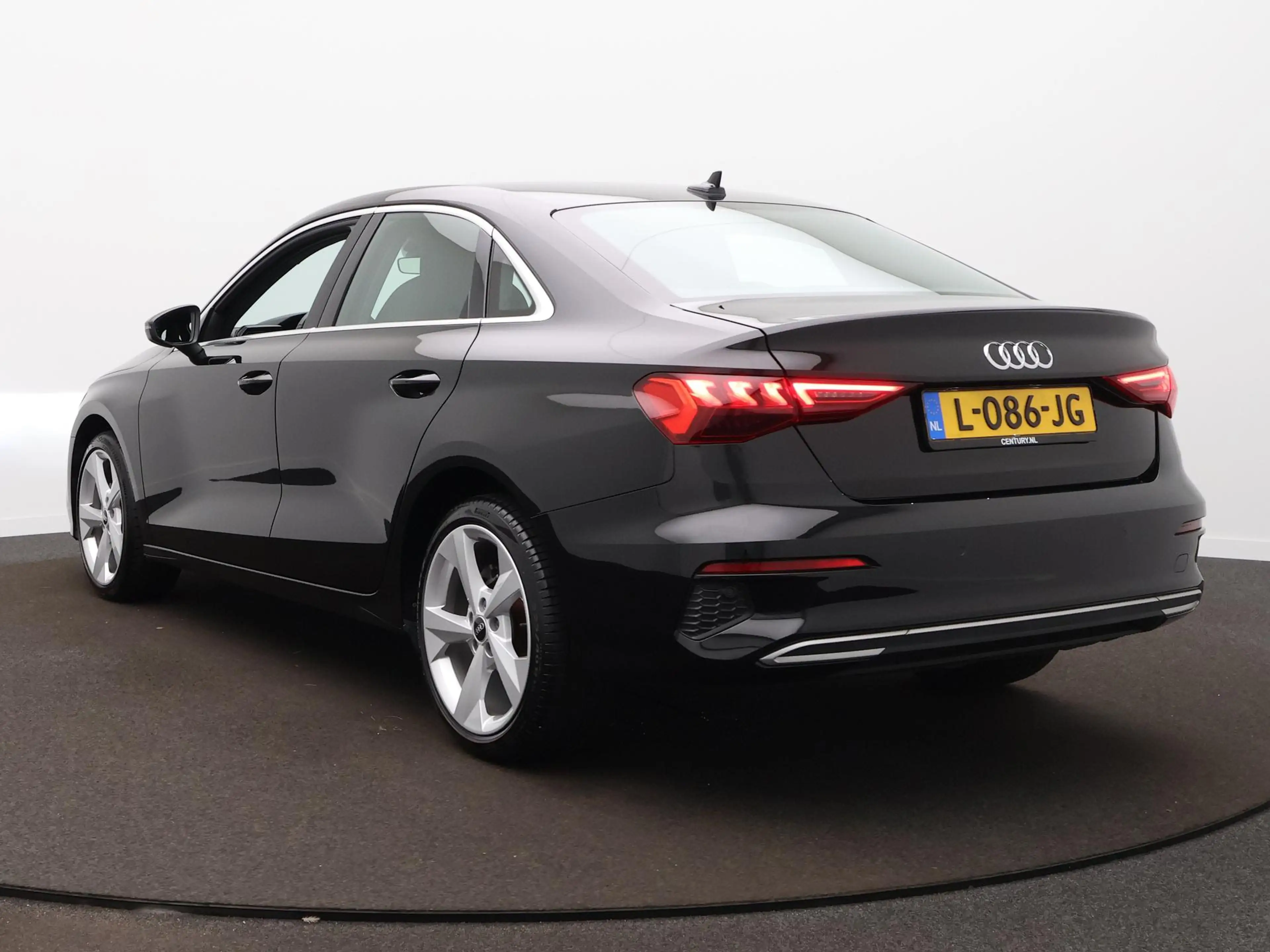 Audi A3 Limousine 30 TFSI Business edition | Virtual | Cru — photo 8