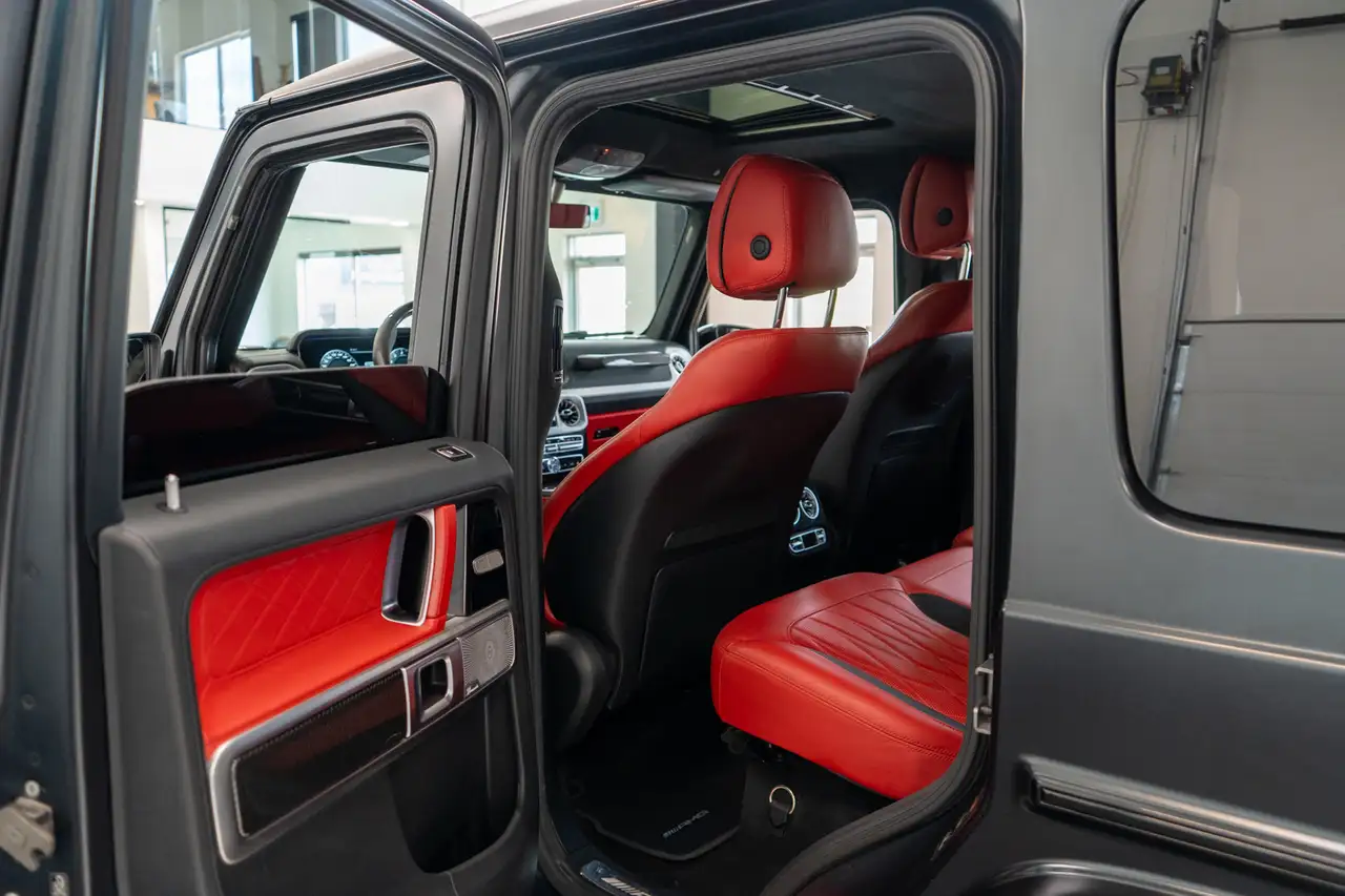 Mercedes-Benz G-Class снимка Mercedes-Benz G-Class