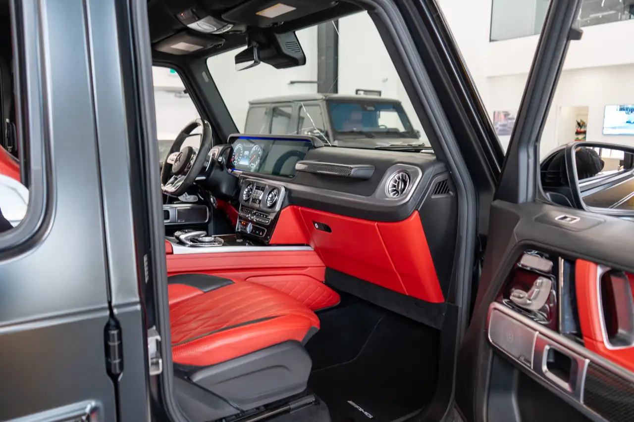Mercedes-Benz G-Class снимка Mercedes-Benz G-Class