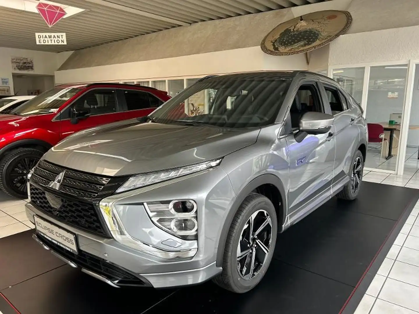 Mitsubishi Eclipse Cross Plug-in Hybrid 2.4 TOP 4WD *SD* Grau - 1