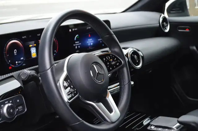 Mercedes-Benz A-Class view 18