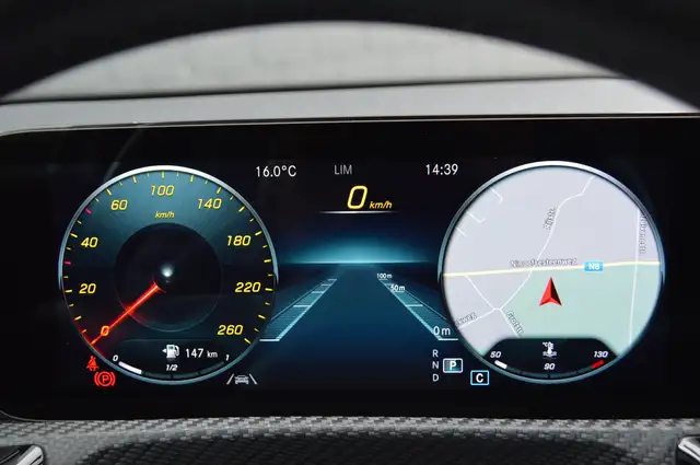 Mercedes-Benz A-Class view 26