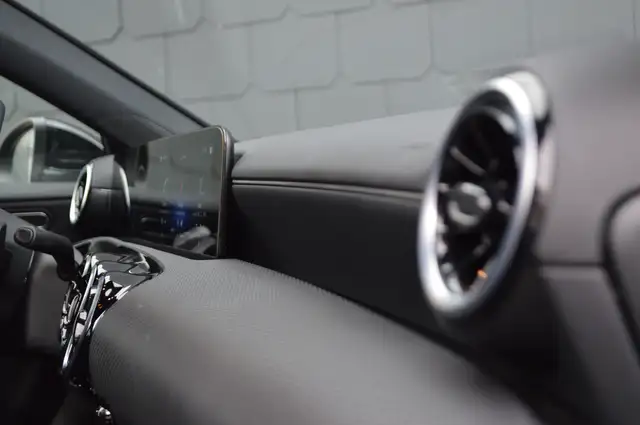 Mercedes-Benz A-Class view 10