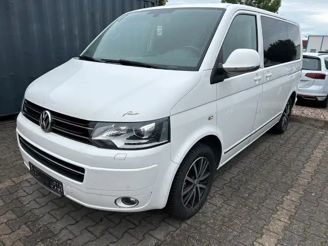 Volkswagen T5 Transporter T5  Multivan 4Motion Cup Xenon AHK  St.Hz.