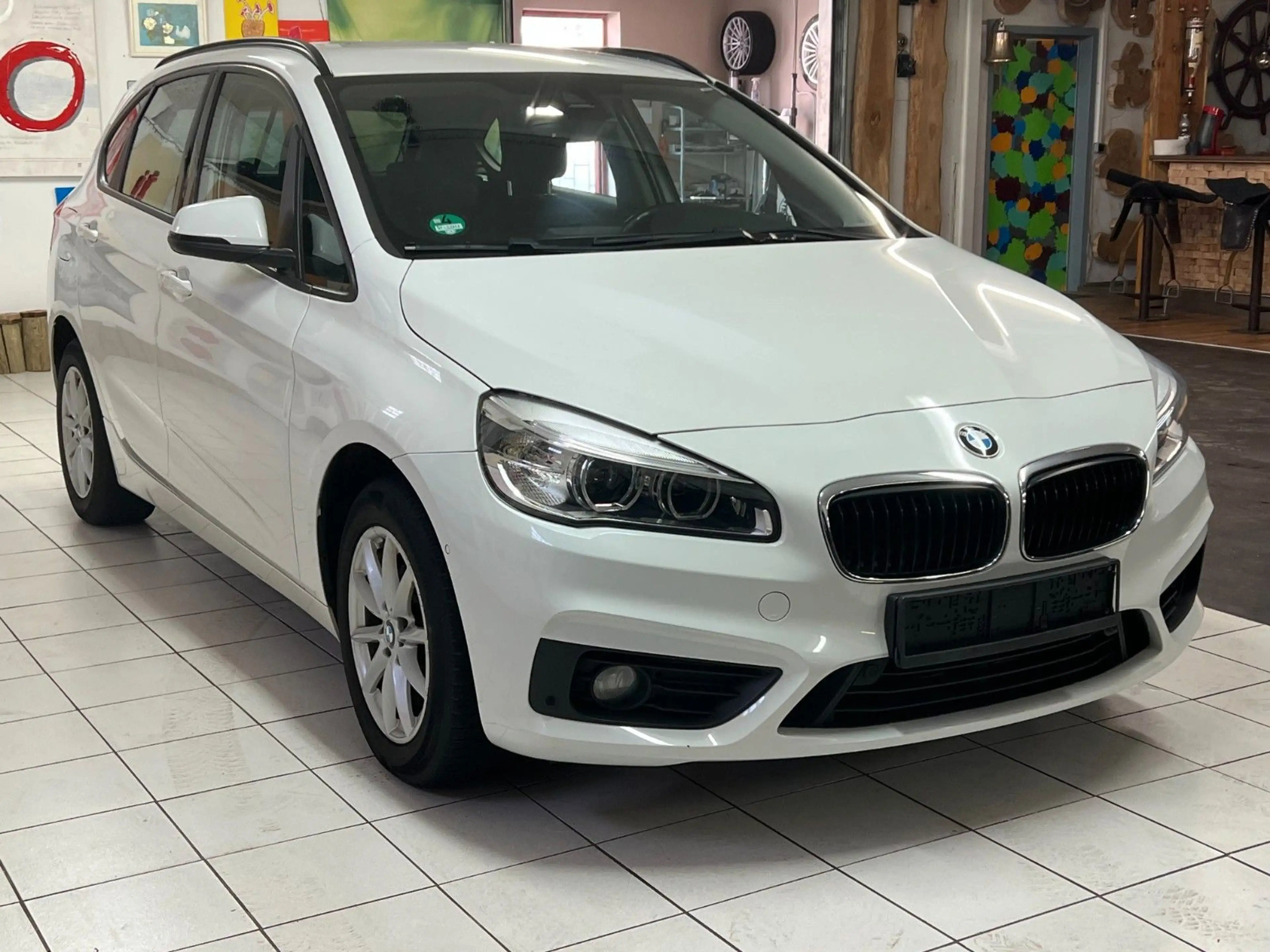 BMW 218 — photo 3