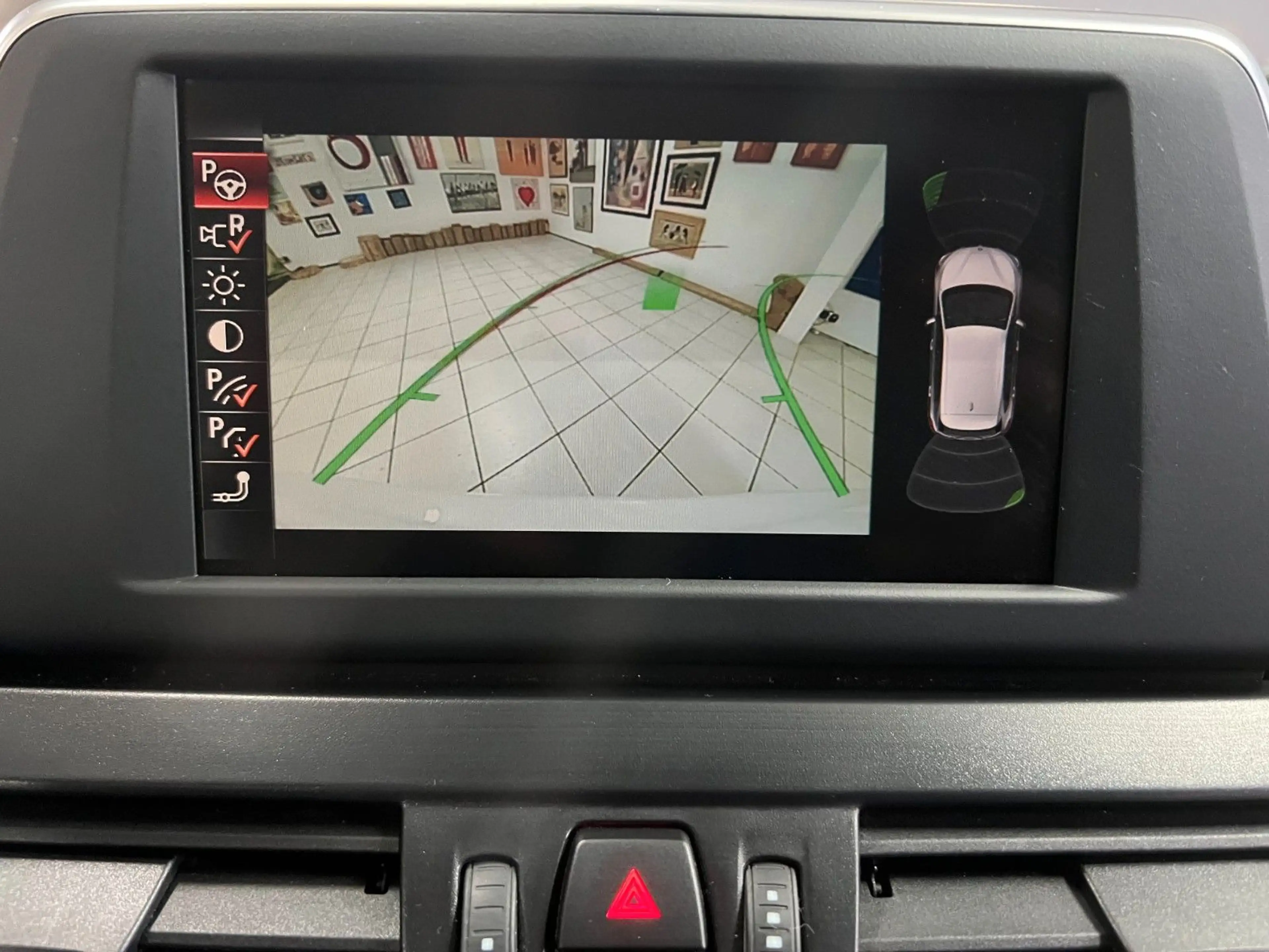 BMW 218 — photo 10
