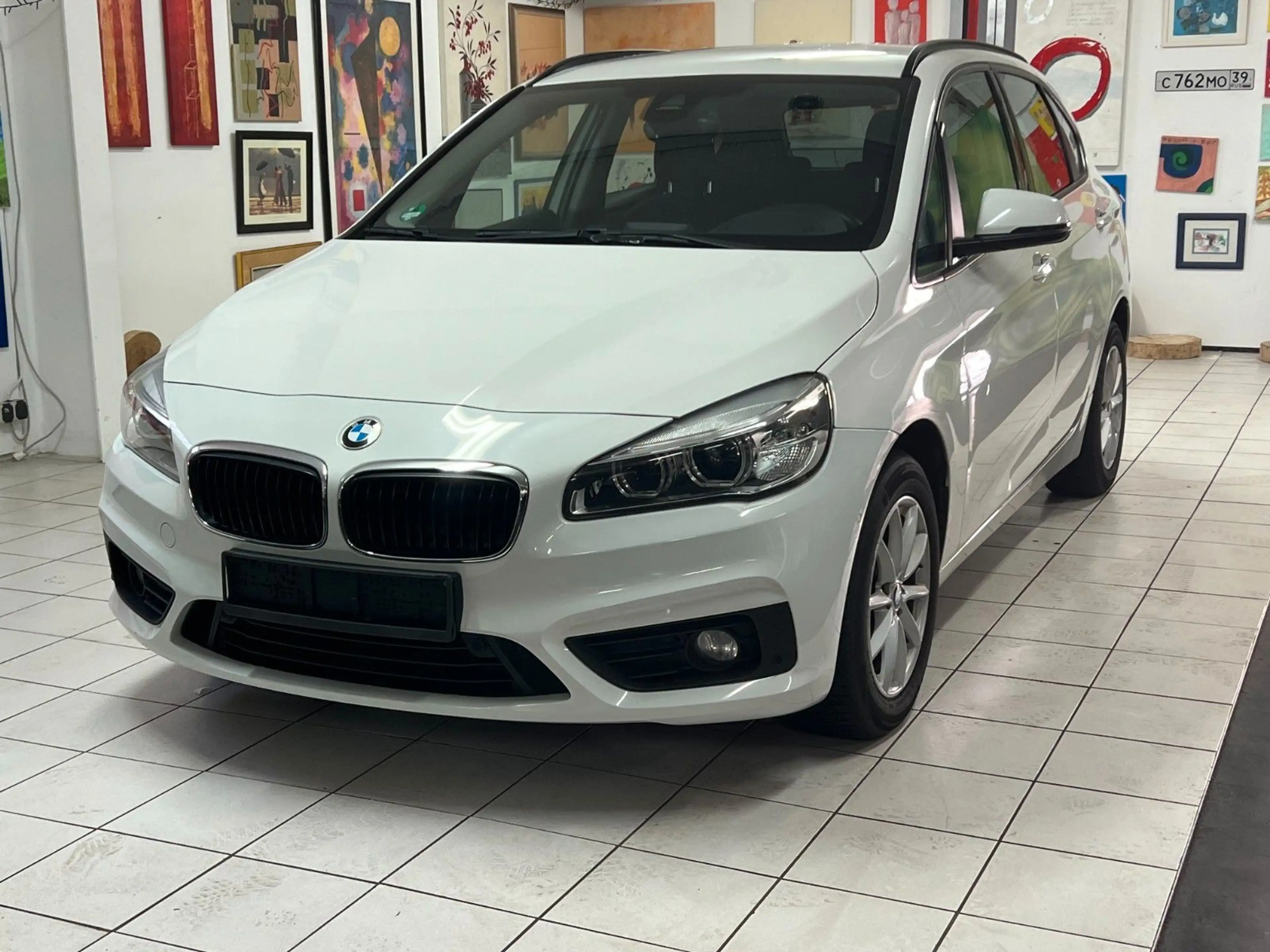BMW 218