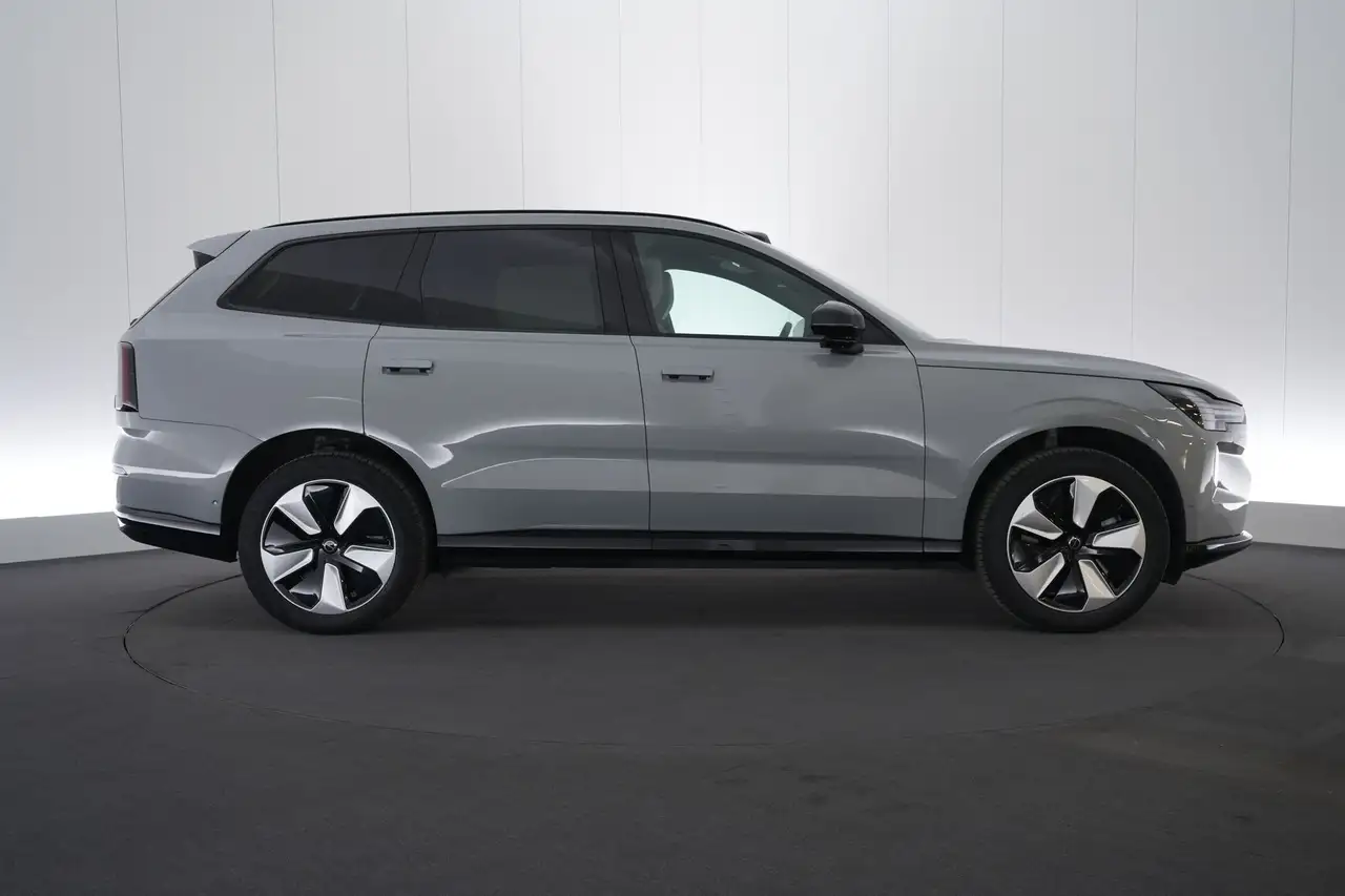 Volvo XC60 D4 AWD 111 kWh Twin Motor Plus 7Pl. LEDER/CUIR LED, миниатюра 5