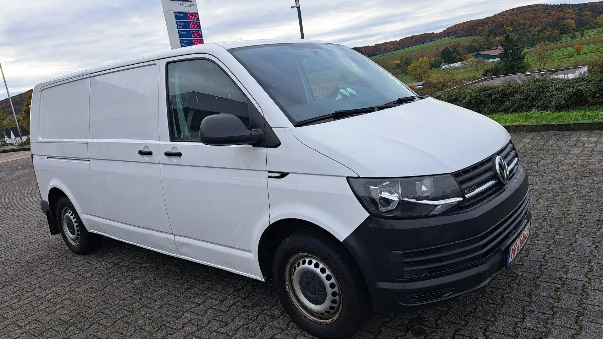Volkswagen T6 Transporter Transporter T6 4MOTION Lang Weiß - 1