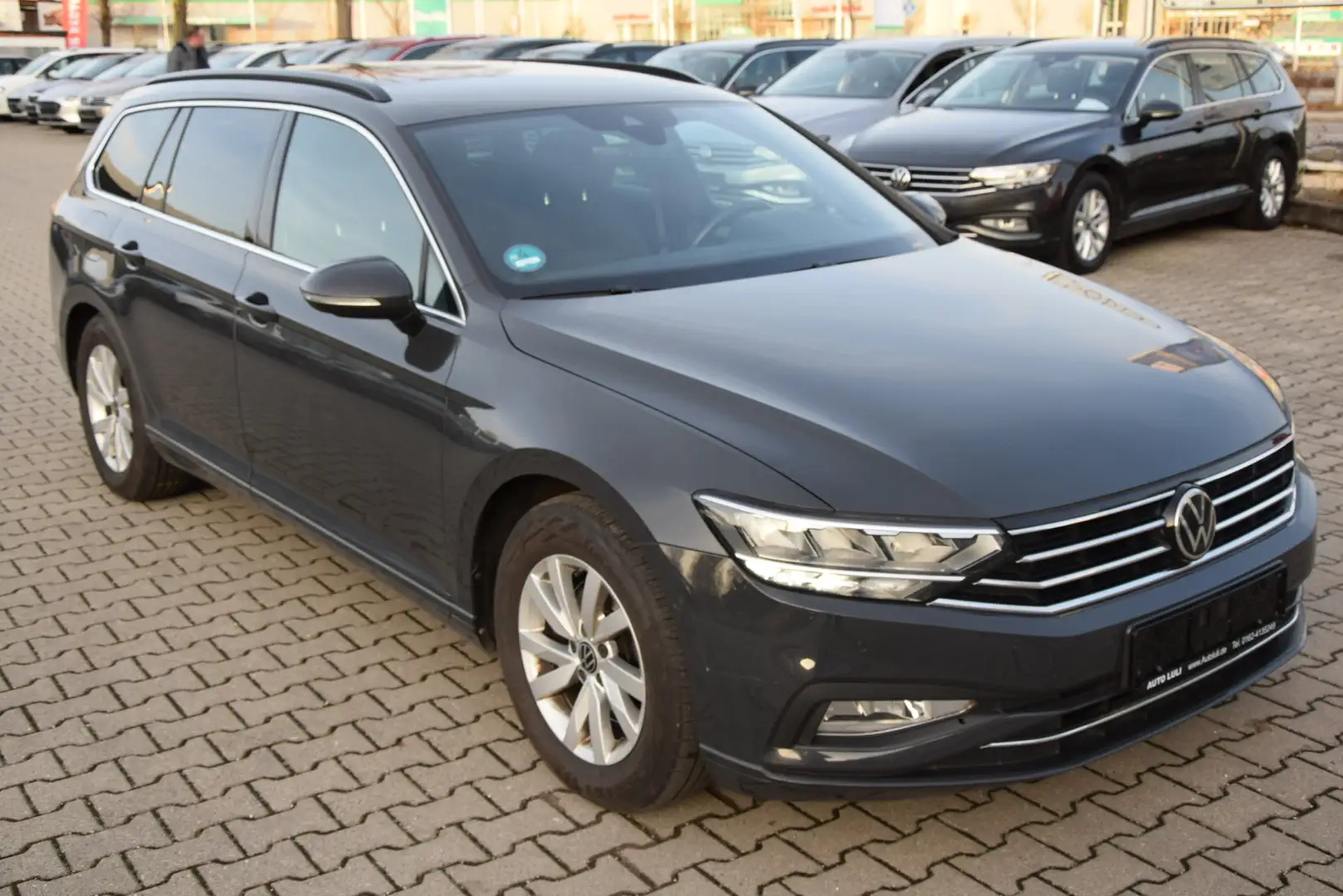 Volkswagen Passat Variant Business,LED,ACC,NAVI,KAMERA,PDC,STANDHEIZUNG Grau - 2
