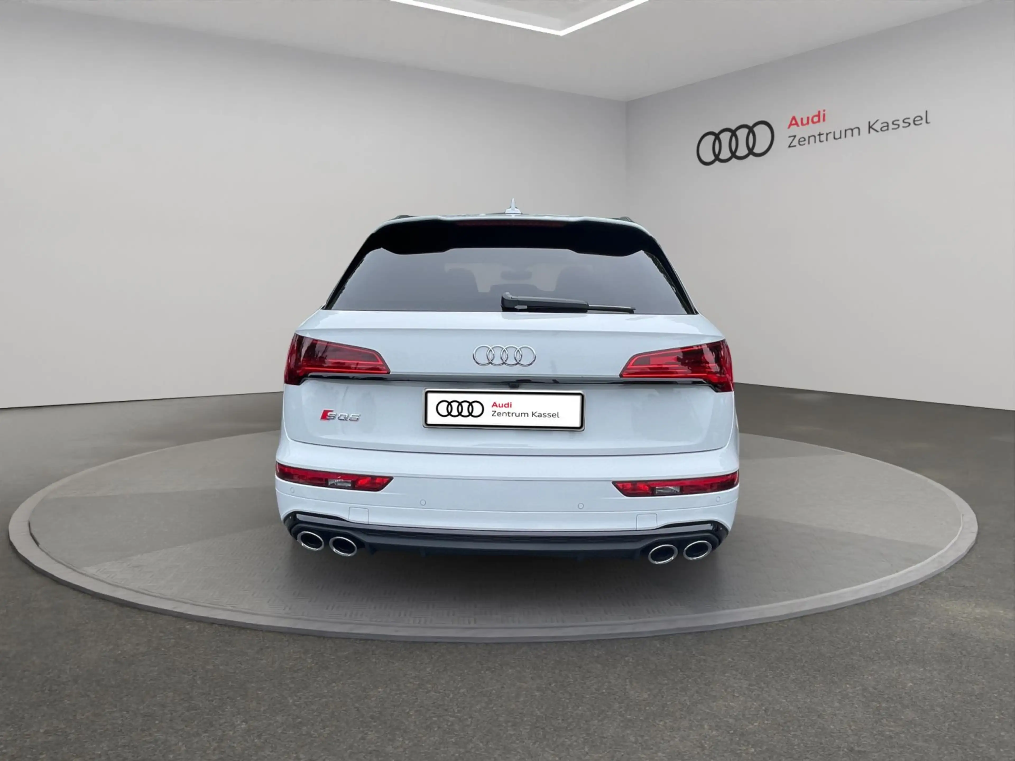 Audi SQ5 3.0 TDI quattro Matrix AHK Kamera Carplay — photo 5