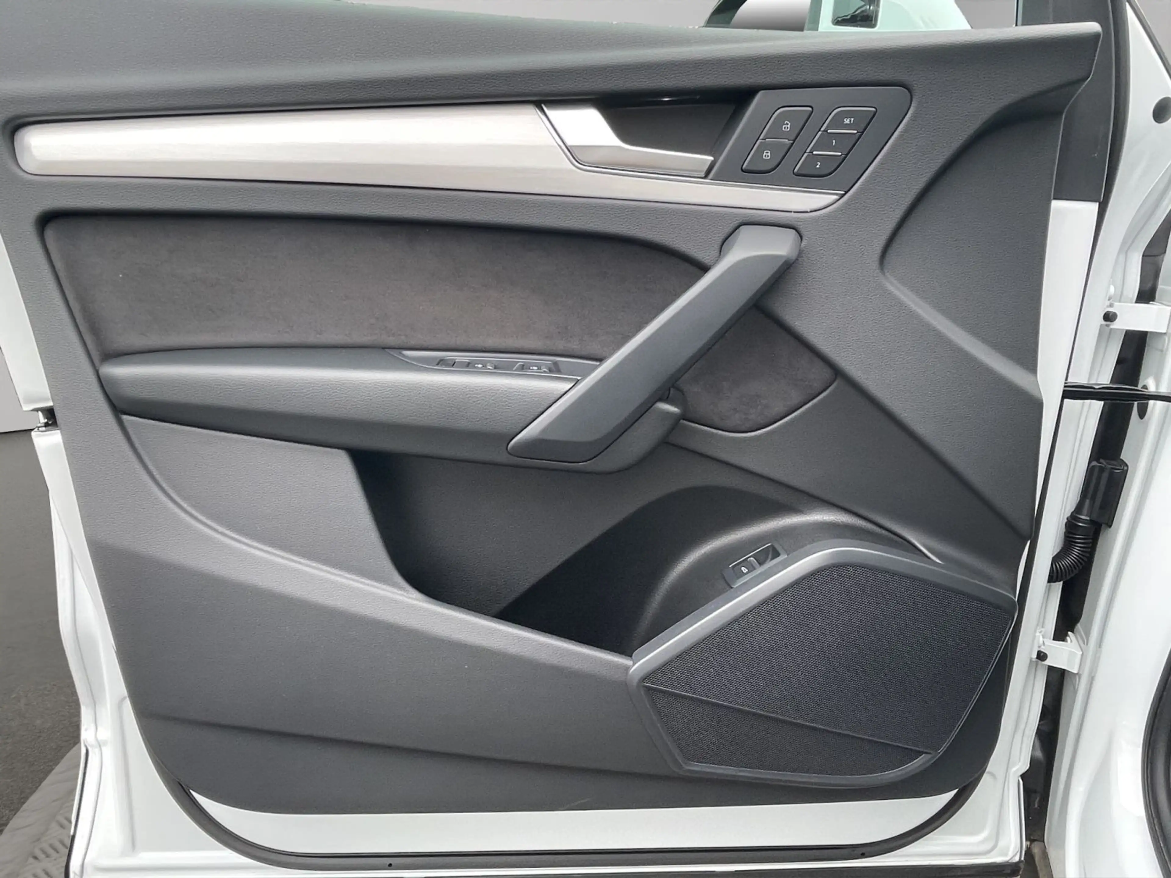 Audi SQ5 3.0 TDI quattro Matrix AHK Kamera Carplay — photo 15