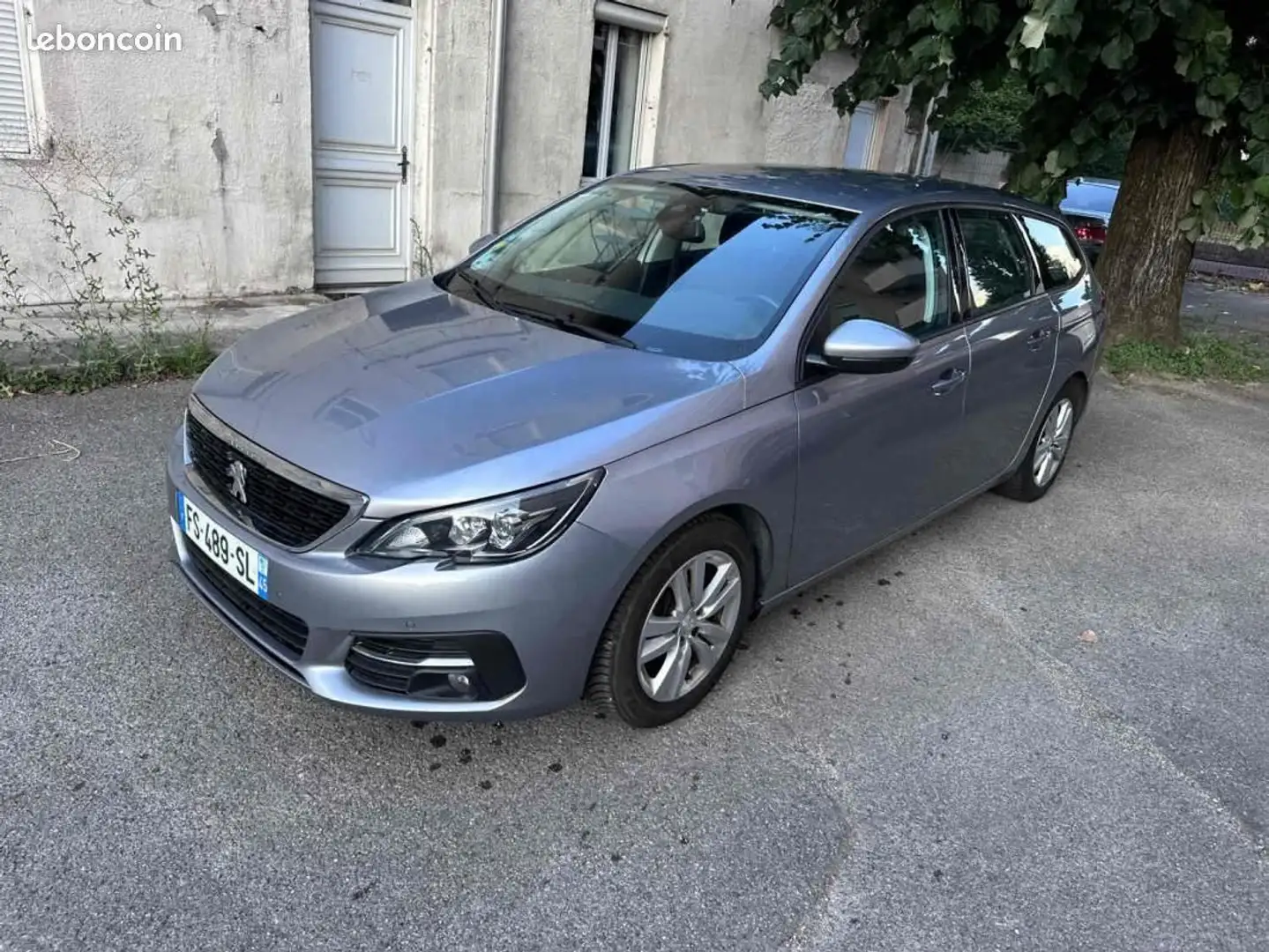 Peugeot 308 1.5 BlueHDi 130 S&S Active 7cv Gris - 1