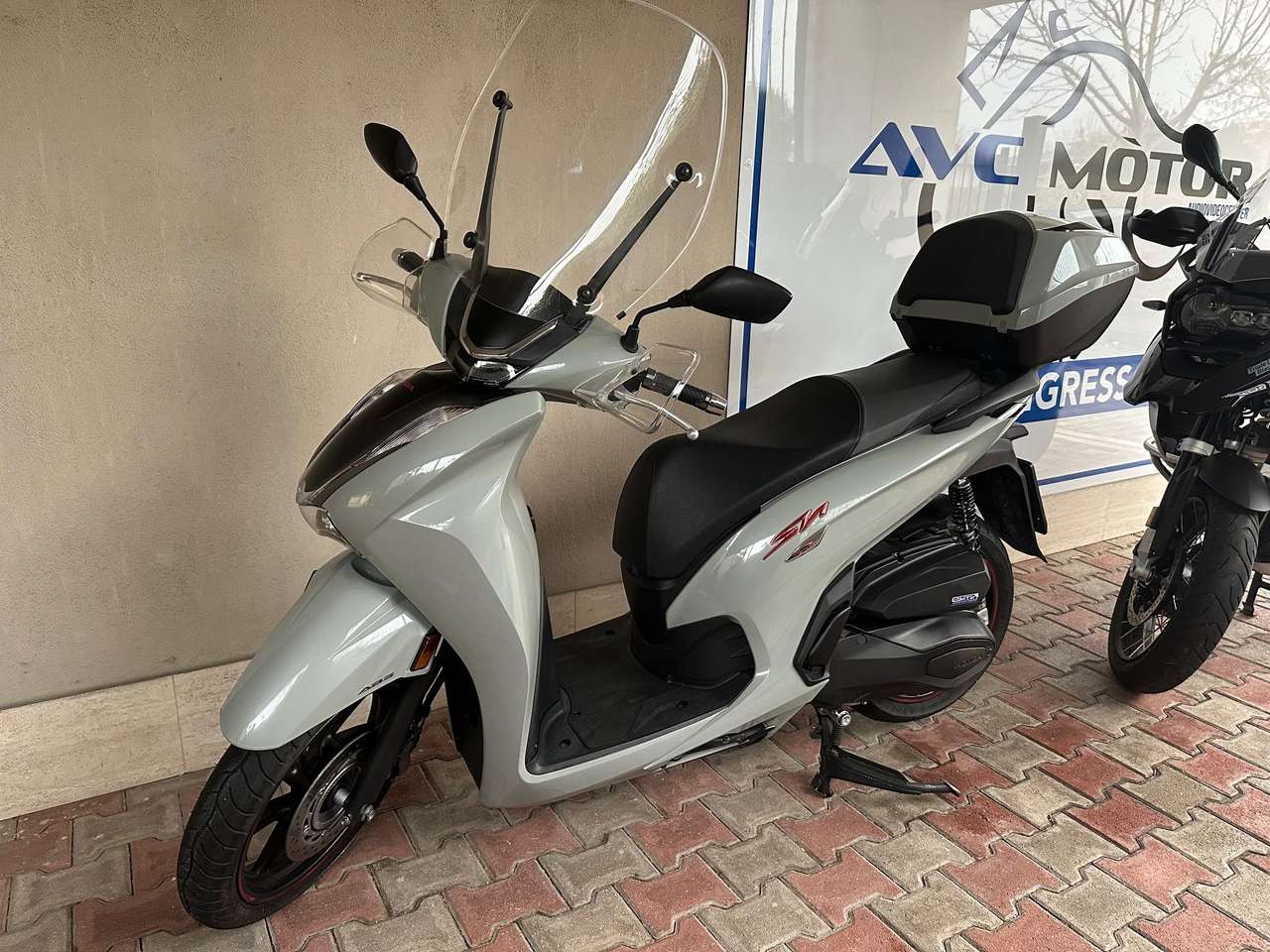 Honda SH 350i 01/2022 KM.11666 ANTIFURTO