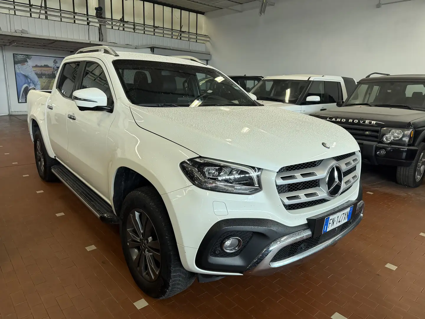Mercedes-Benz X 250 d Progressive Blanc - 2