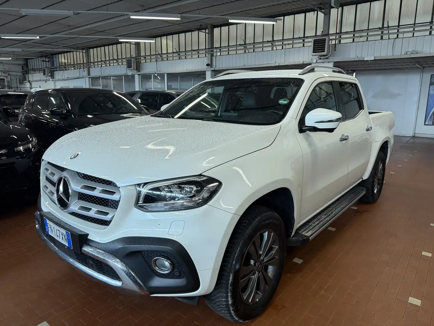 Mercedes-Benz X 250 d Progressive Blanc - 1