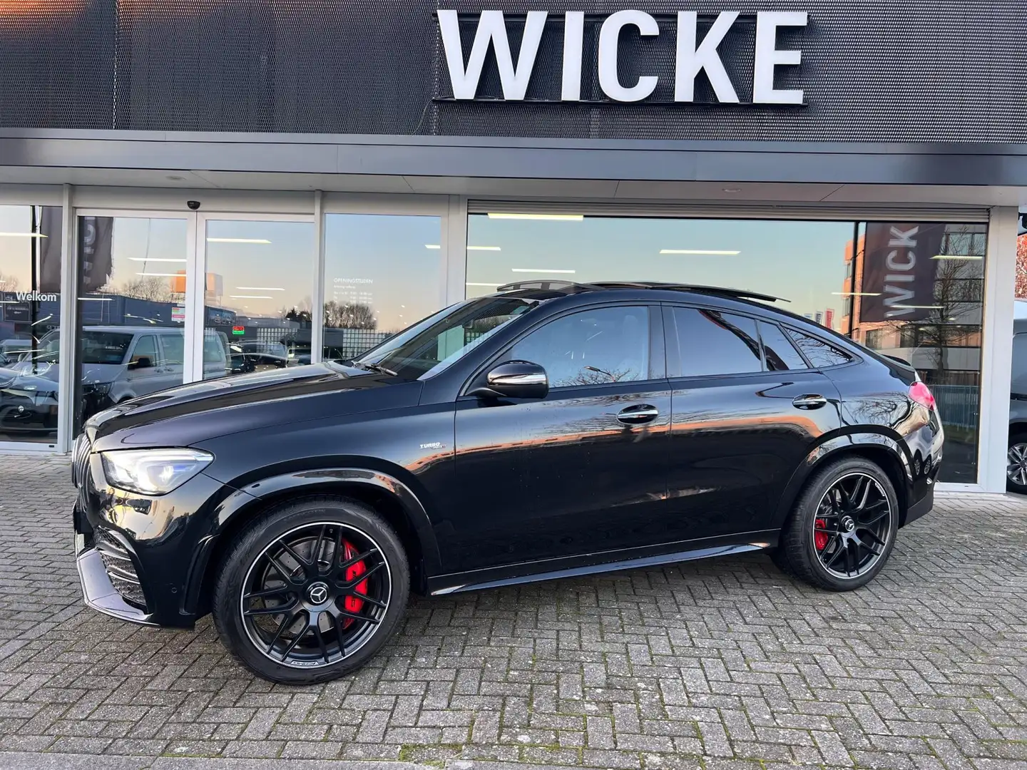 Mercedes-Benz GLE 53 AMG Coupé 4MATIC+ 435PK Pano|Camera | VOL!! Fekete - 1