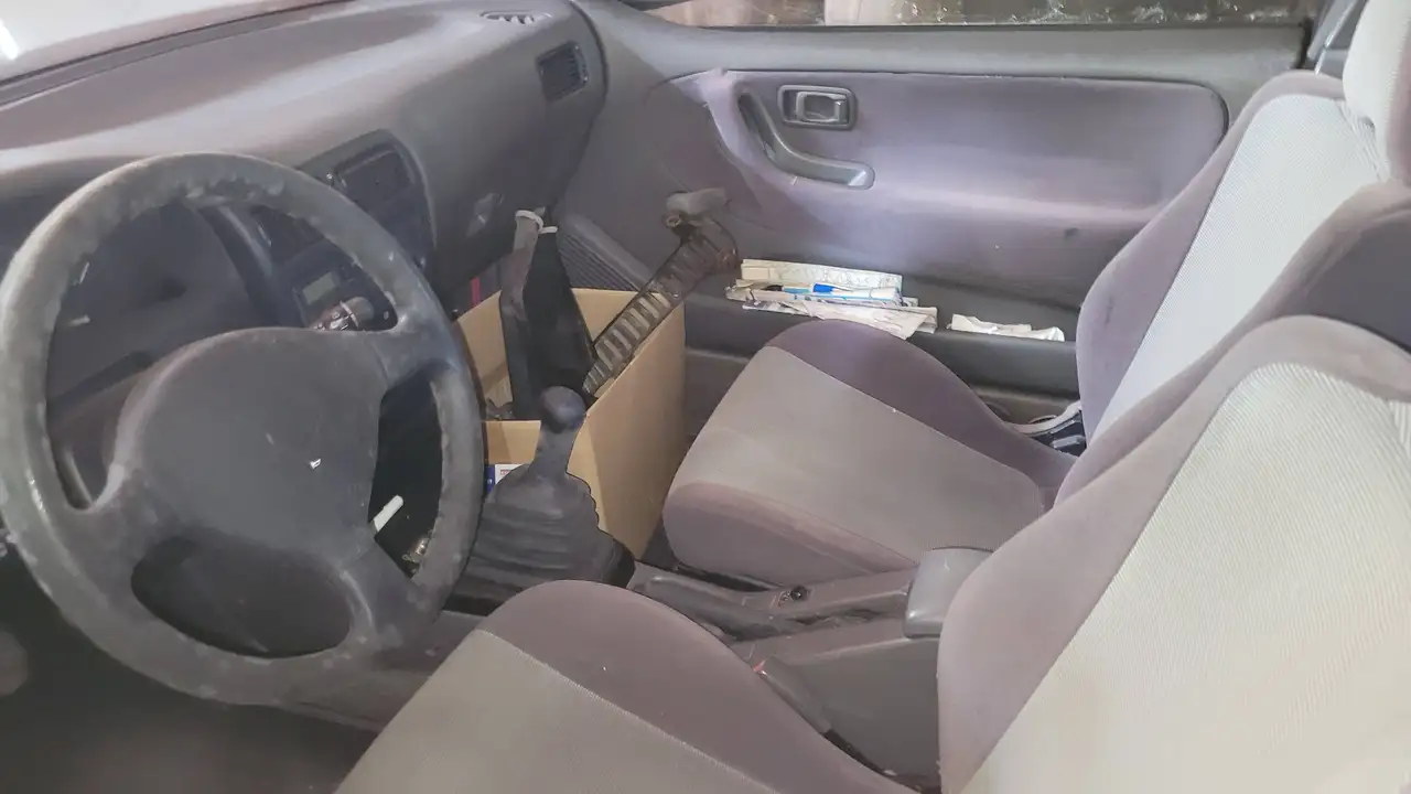 Nissan 100 NX, foto 7