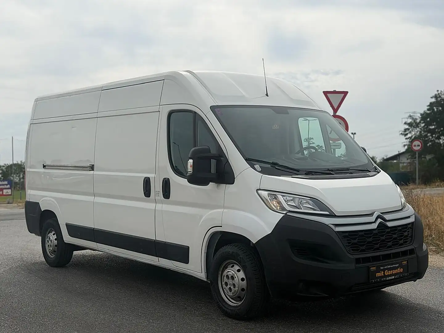 Citroen Jumper 30 L2H2 BlueHDi 140 * Neues Pickerl * Weiß - 1