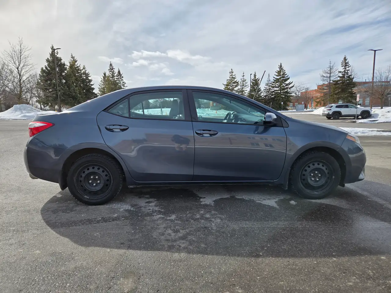 Toyota Corolla снимка Toyota Corolla