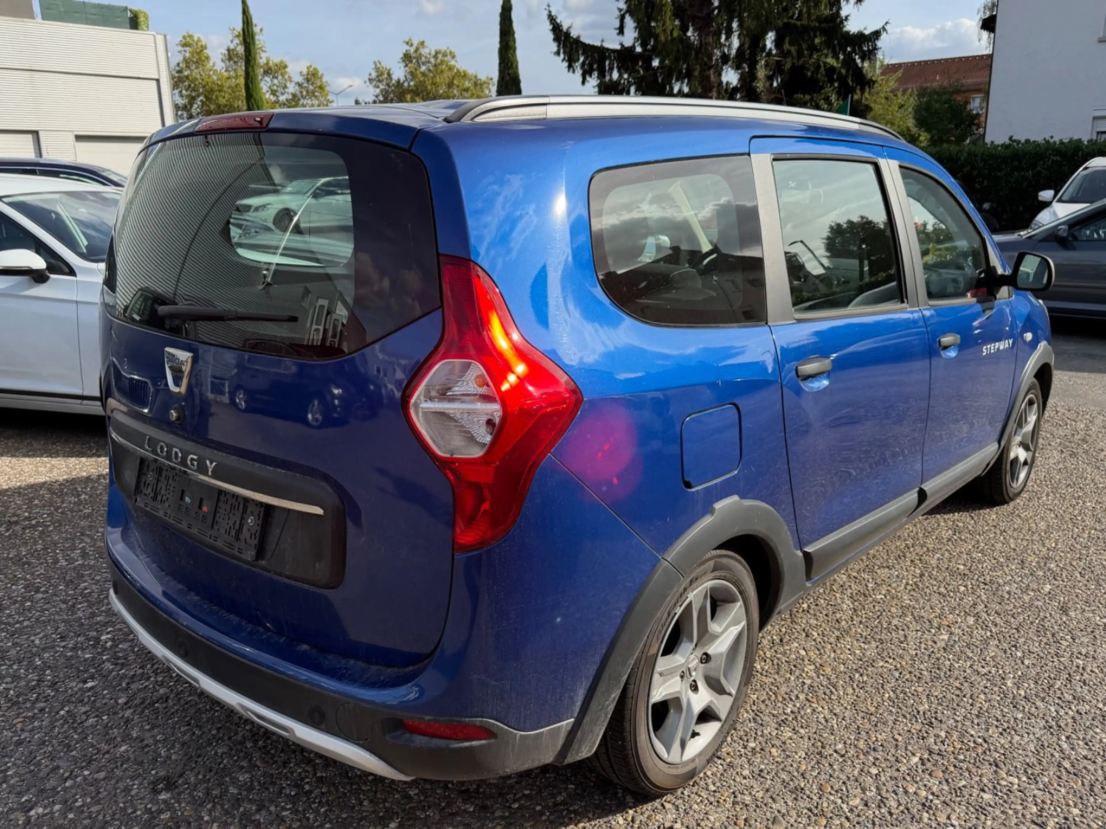 Dacia Lodgy Stepway Plus*1.Hand*Kopfdichtungschaden — photo 5