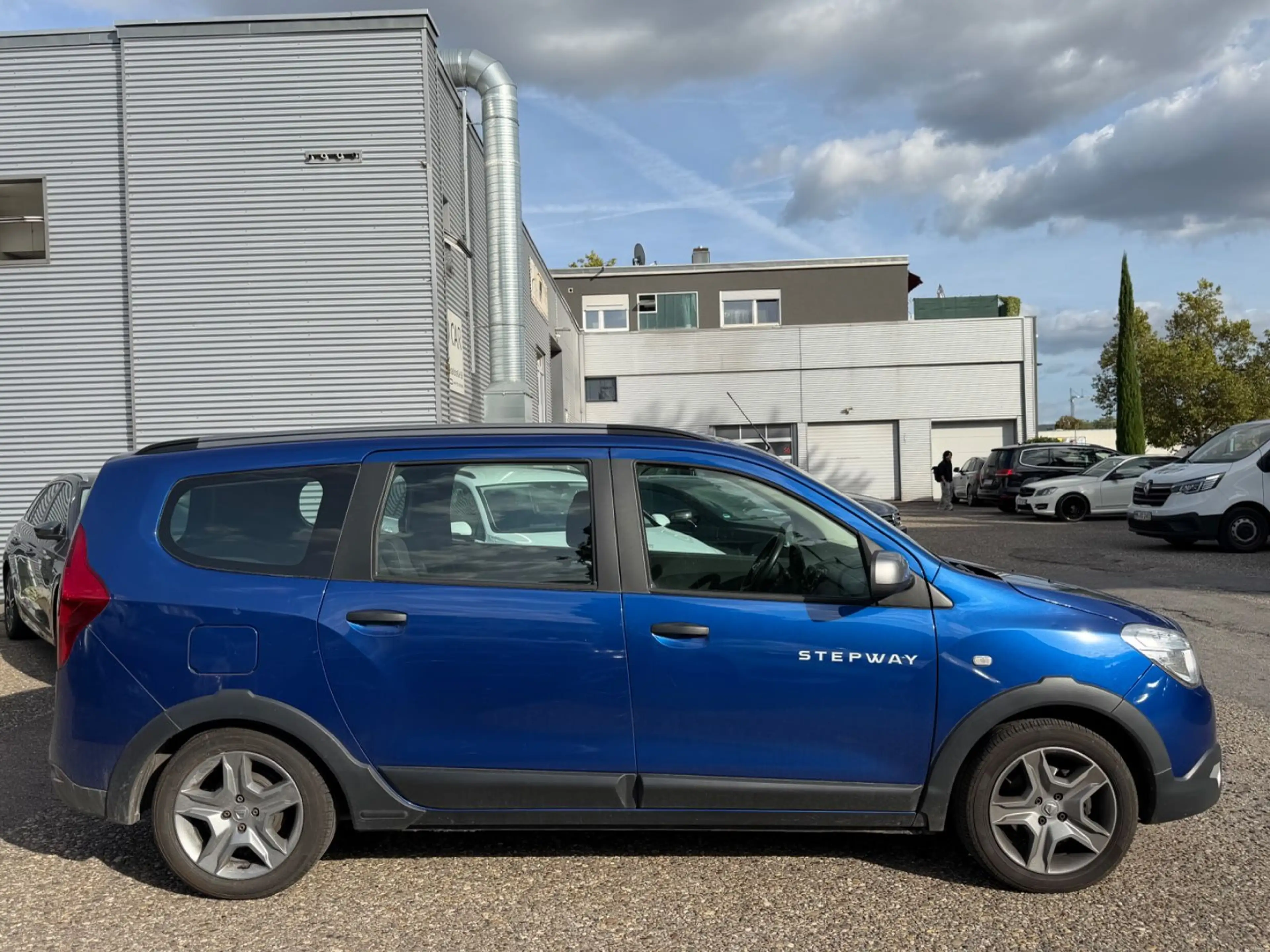 Dacia Lodgy Stepway Plus*1.Hand*Kopfdichtungschaden — photo 6