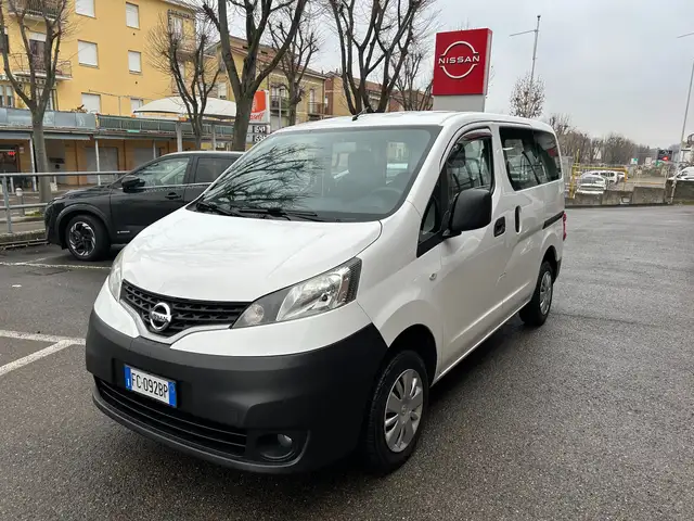 Nissan NV200 1.6 benz. / GPL 110cv Combi 5 Posti