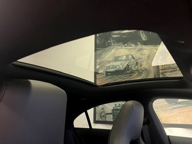 Mercedes-Benz CLA 250 e Coupe AMG-Line Panorama Soundsystem — photo 6