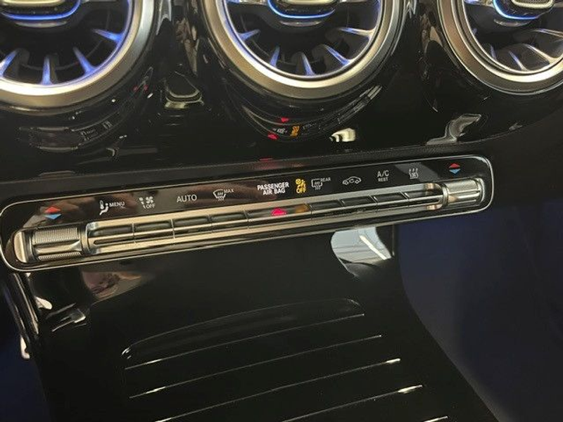 Mercedes-Benz CLA 250 e Coupe AMG-Line Panorama Soundsystem — photo 8