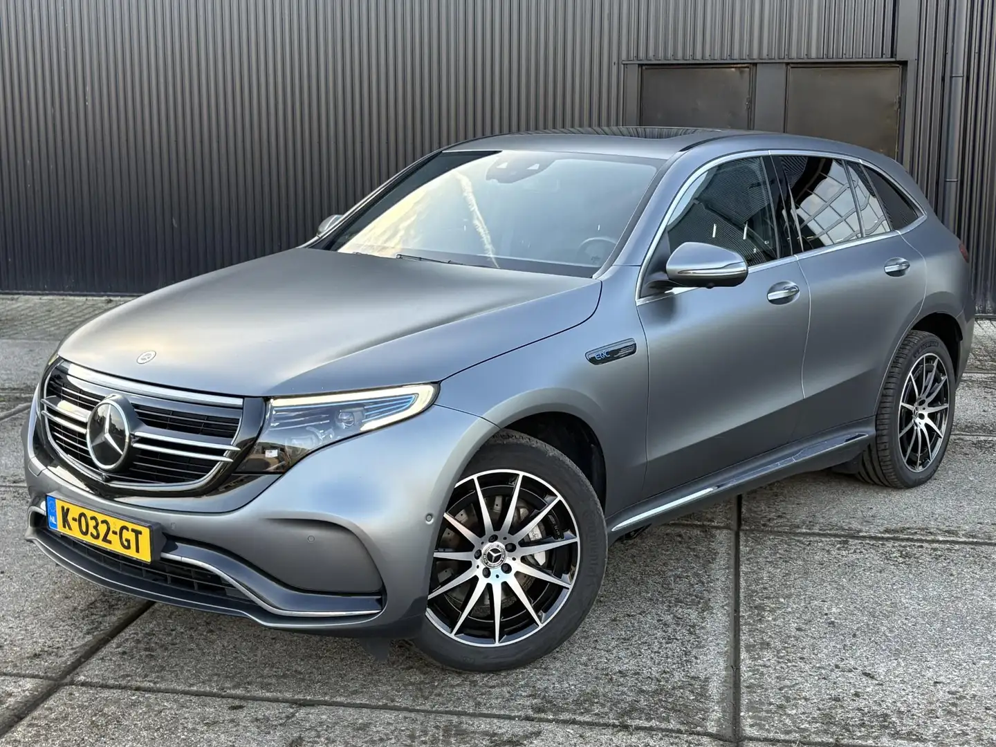 Mercedes-Benz EQC 400 4MATIC Business Solution AMG 80 kWh | HUD | Dikke Gris - 2
