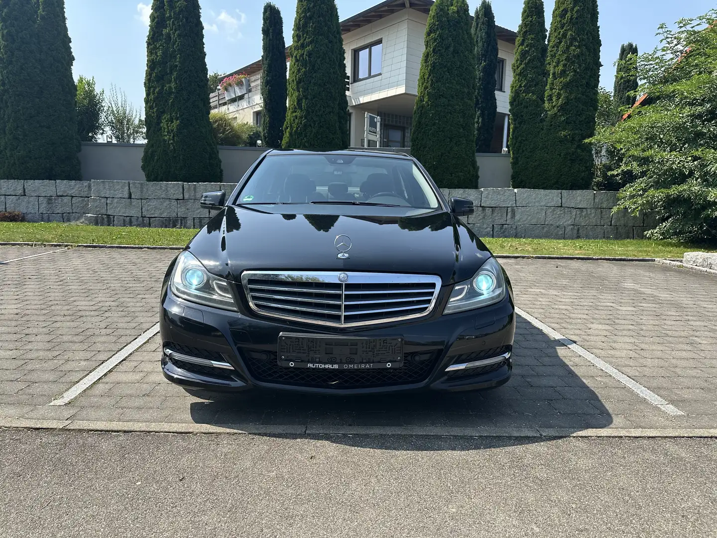 Mercedes-Benz C 200 C 200 CGI BlueEfficiency (204.048) Schwarz - 2