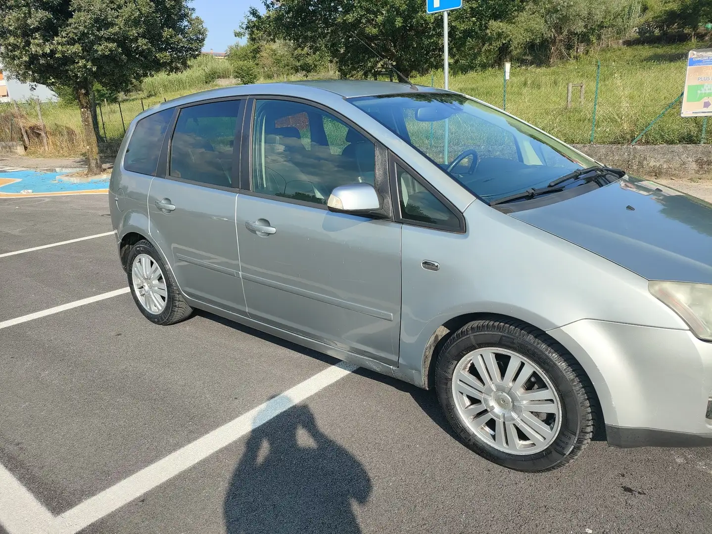 Ford C-Max - 1