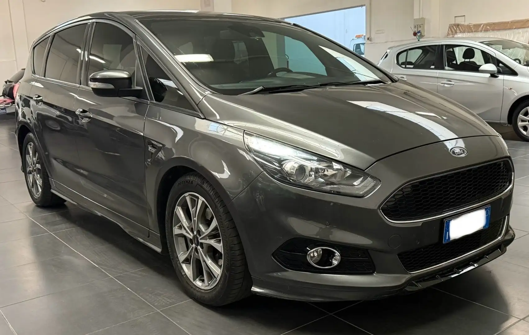 Ford S-Max S-Max 2.0 TDCi 150CV Start&Stop 7 posti Vignale Schwarz - 1