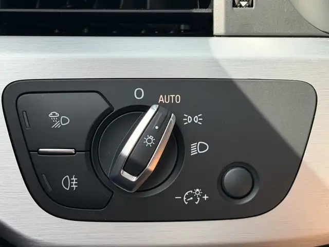 Audi A4 view 27