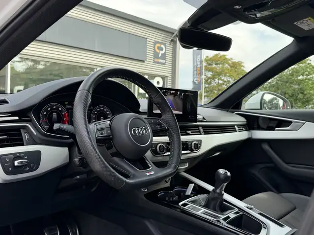 Audi A4 view 2