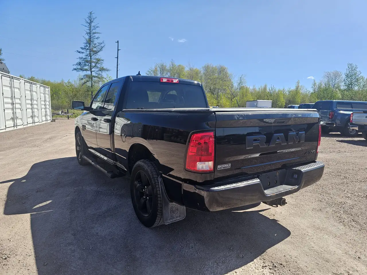 RAM 1500 снимка RAM 1500
