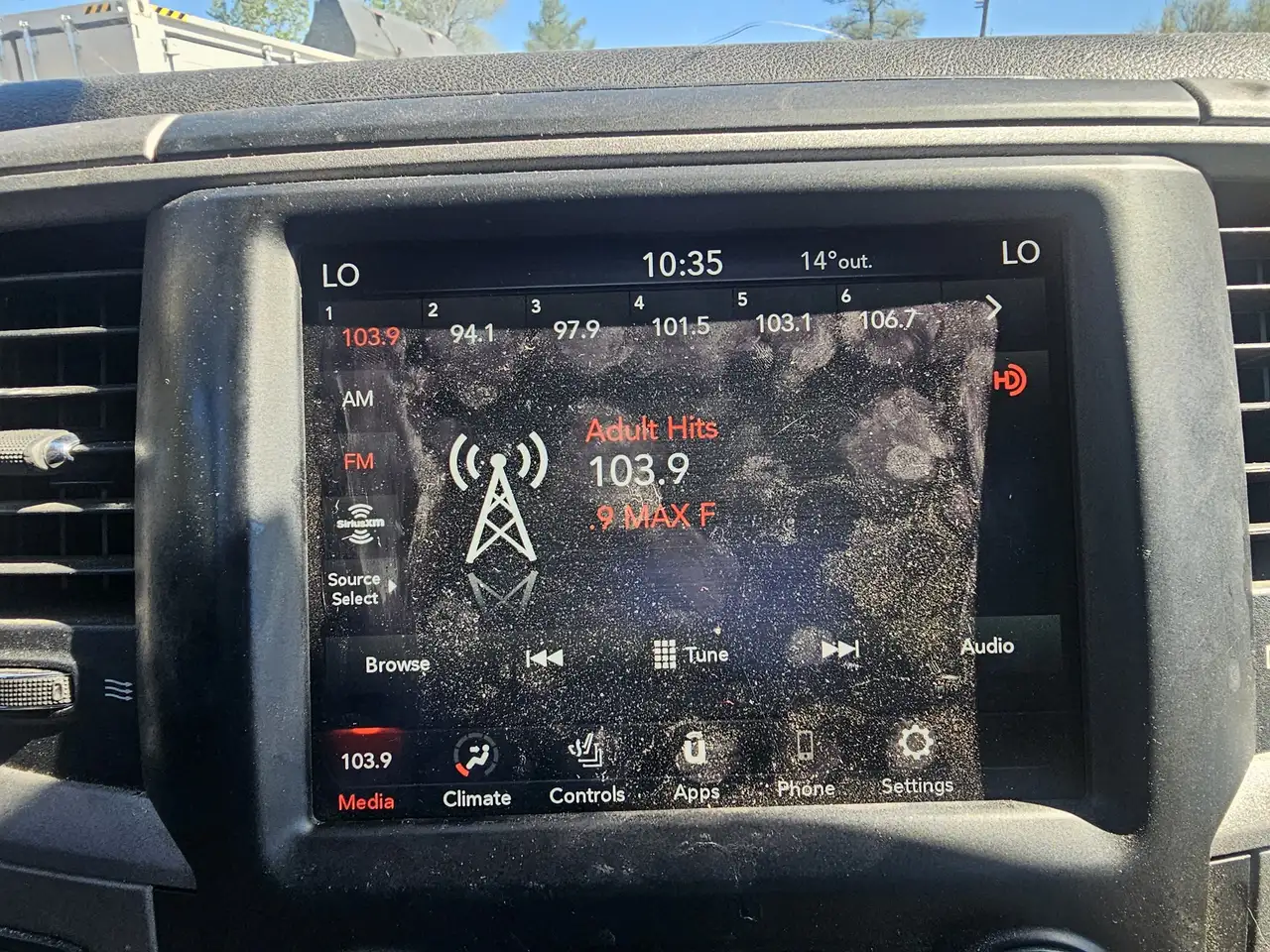 RAM 1500 снимка RAM 1500